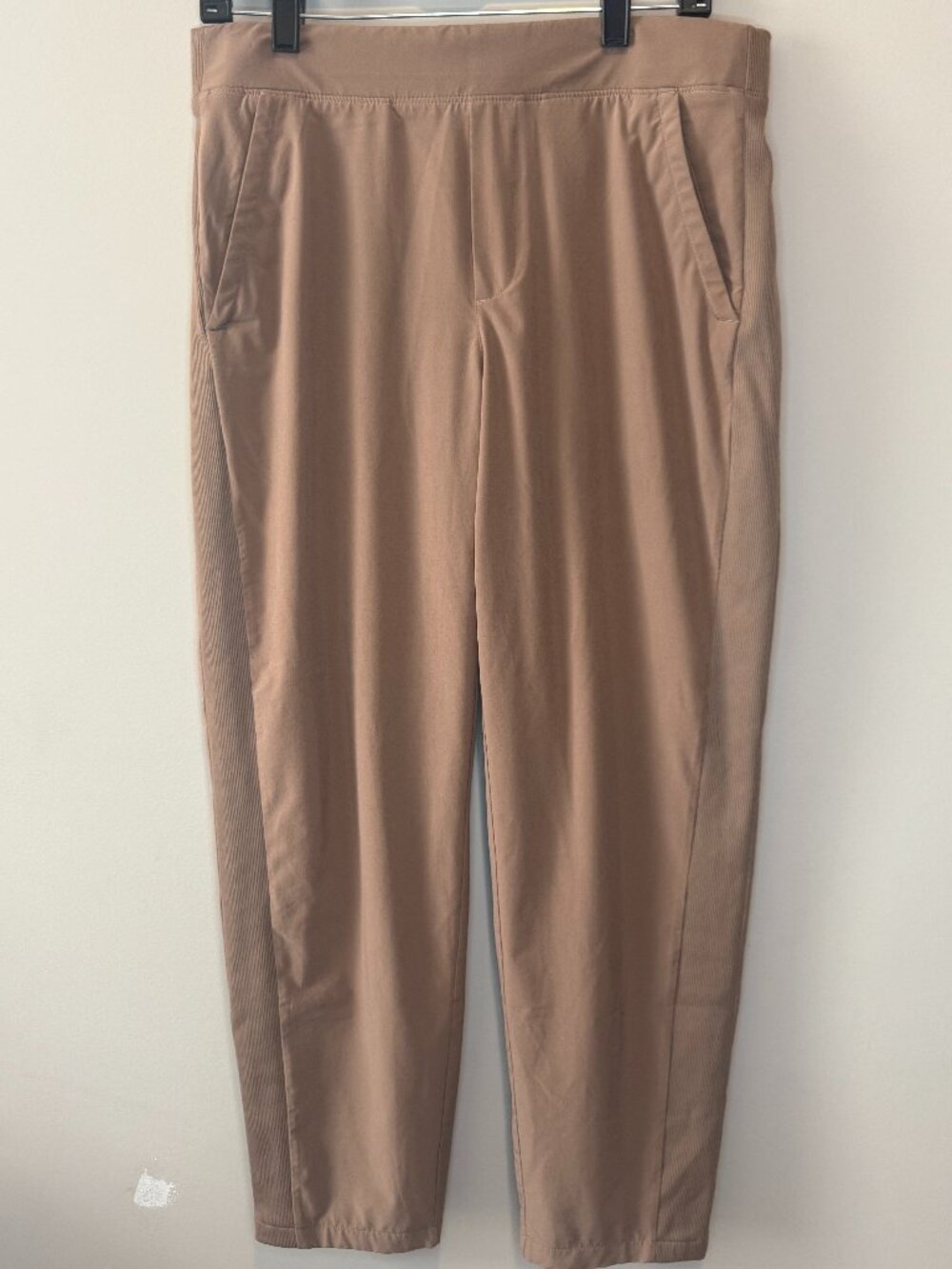 Athleta Womens Brooklyn Mid Rise Ankle Pant Lined Size 10 Athletic Casual